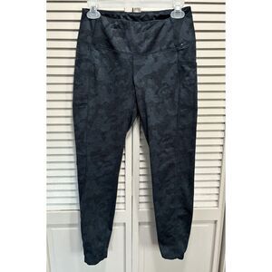Mondetta Performance & Luxary‎ Navy Camo Wide Band Ankle Leggings Size Small